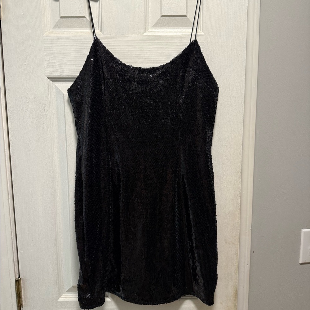 Pretty Little Thing - Black Sequin Women's Dress